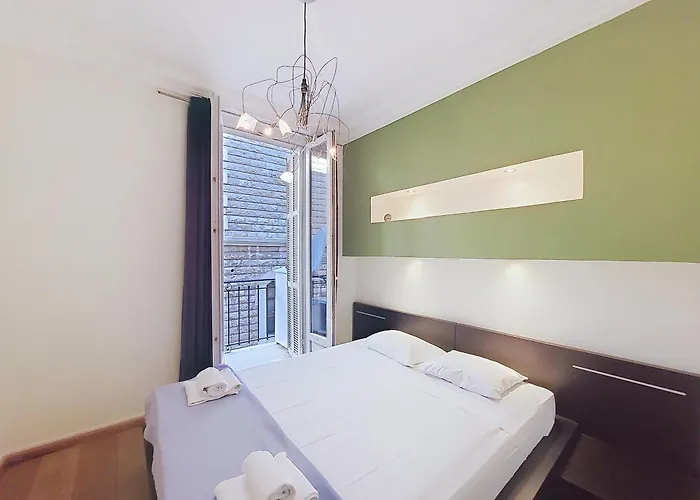 Nestor&jeeves - California - - Very Close Sea *